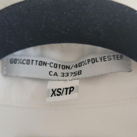 White shirt - Picture 4 of 4